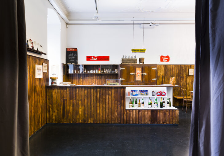 Ausstellungsansicht_PROST_MAHLZEIT_(c)Norbert Artner