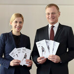 Stadträtin Doris Lang-Mayerhofer und Landeshauptmann Mag. Thomas Stelzer (c) Land OÖ/Denise Stinglmayr