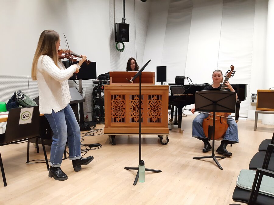 Alte Musik Ensemble beim Musizieren