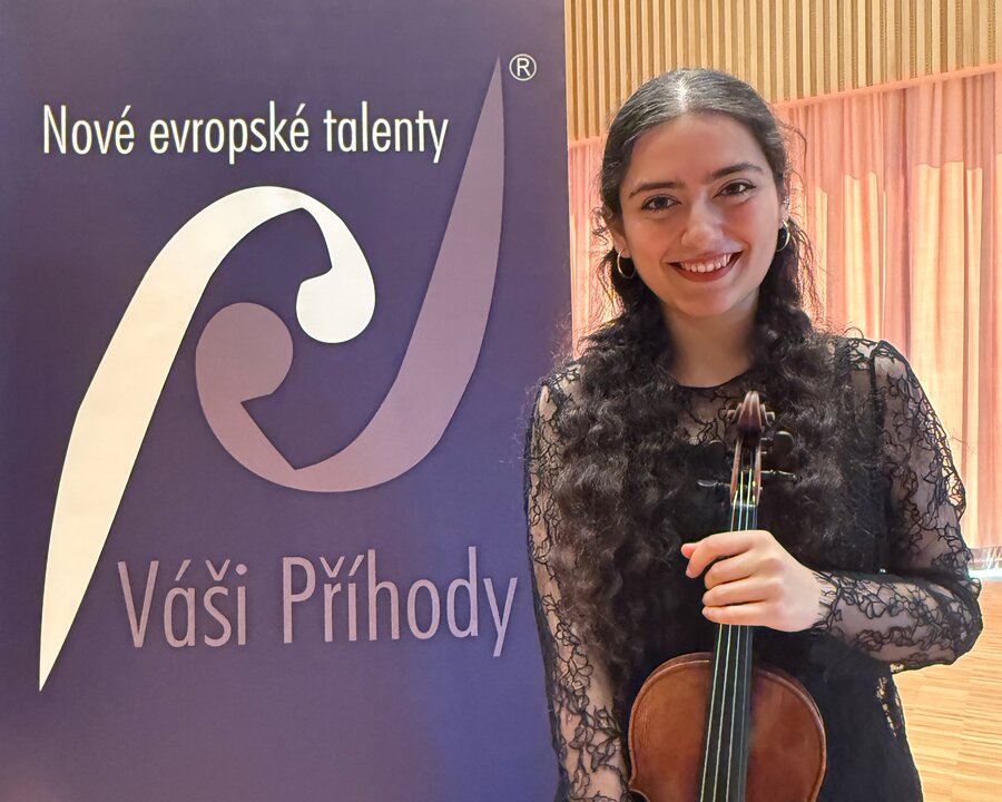 Studentin mit Violine