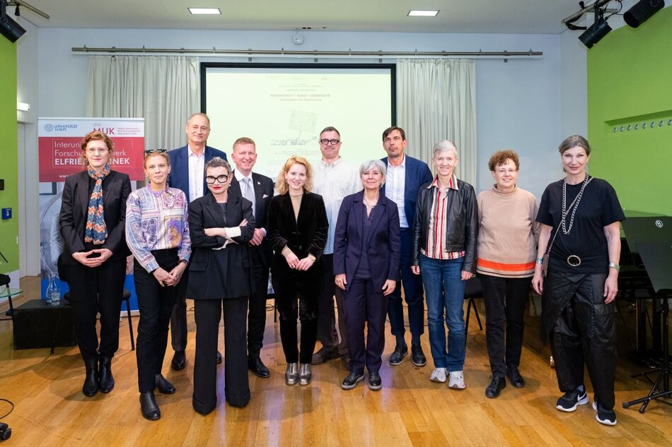 (c) MUK Simon Kupferschmied