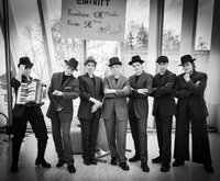 (c) Leonardo Riveiro