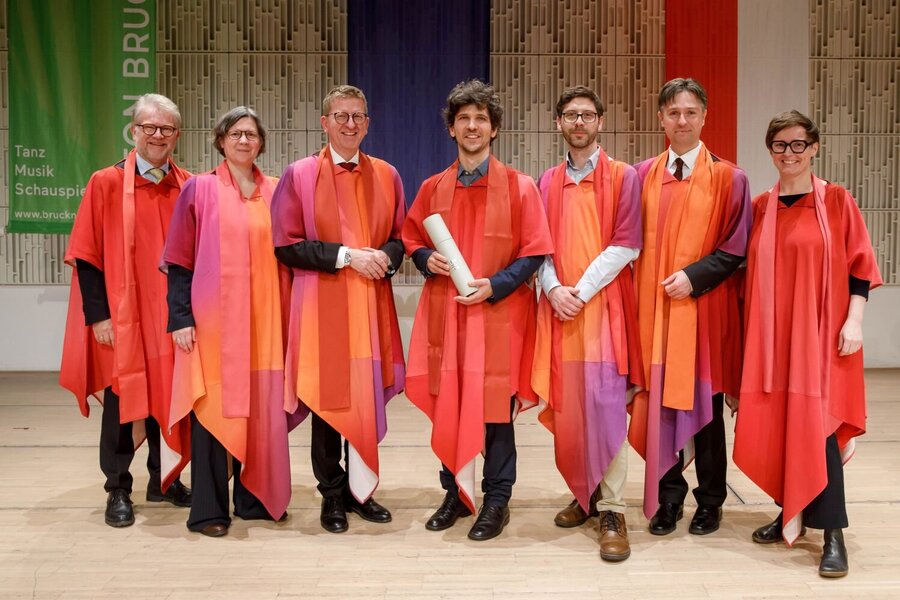 (c) Hermann Wakolbinger