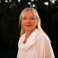 (c) Elias Choi-Buttinger