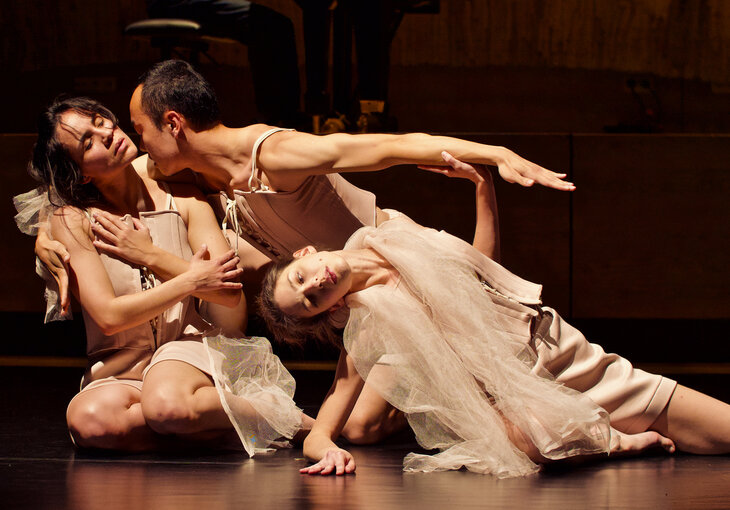 Tanzperformance Luftlinien