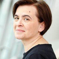 Sucker, Irina